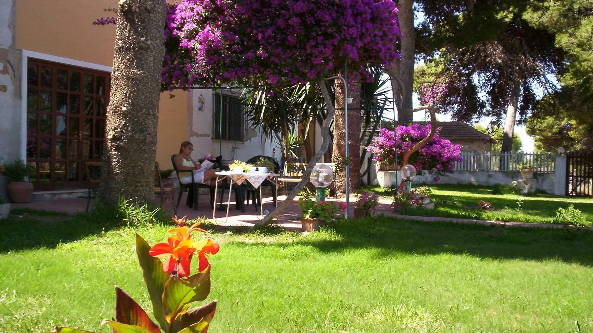 B&B Villa Amodeo Paceco Bed & Breakfast